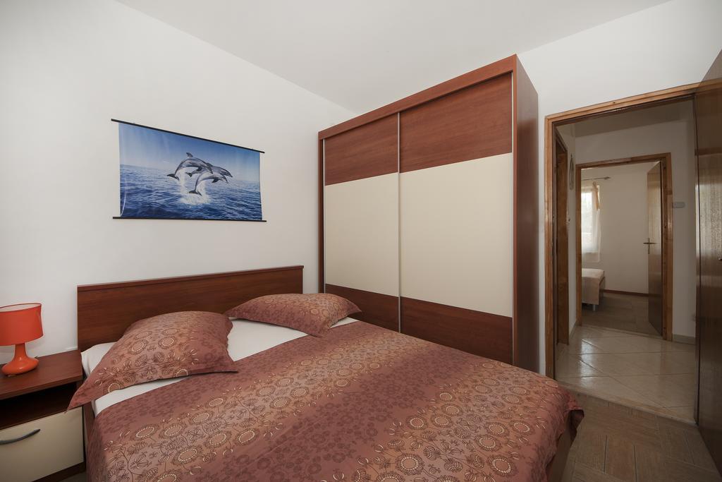 Guest House Loranum Sevid Szoba fotó